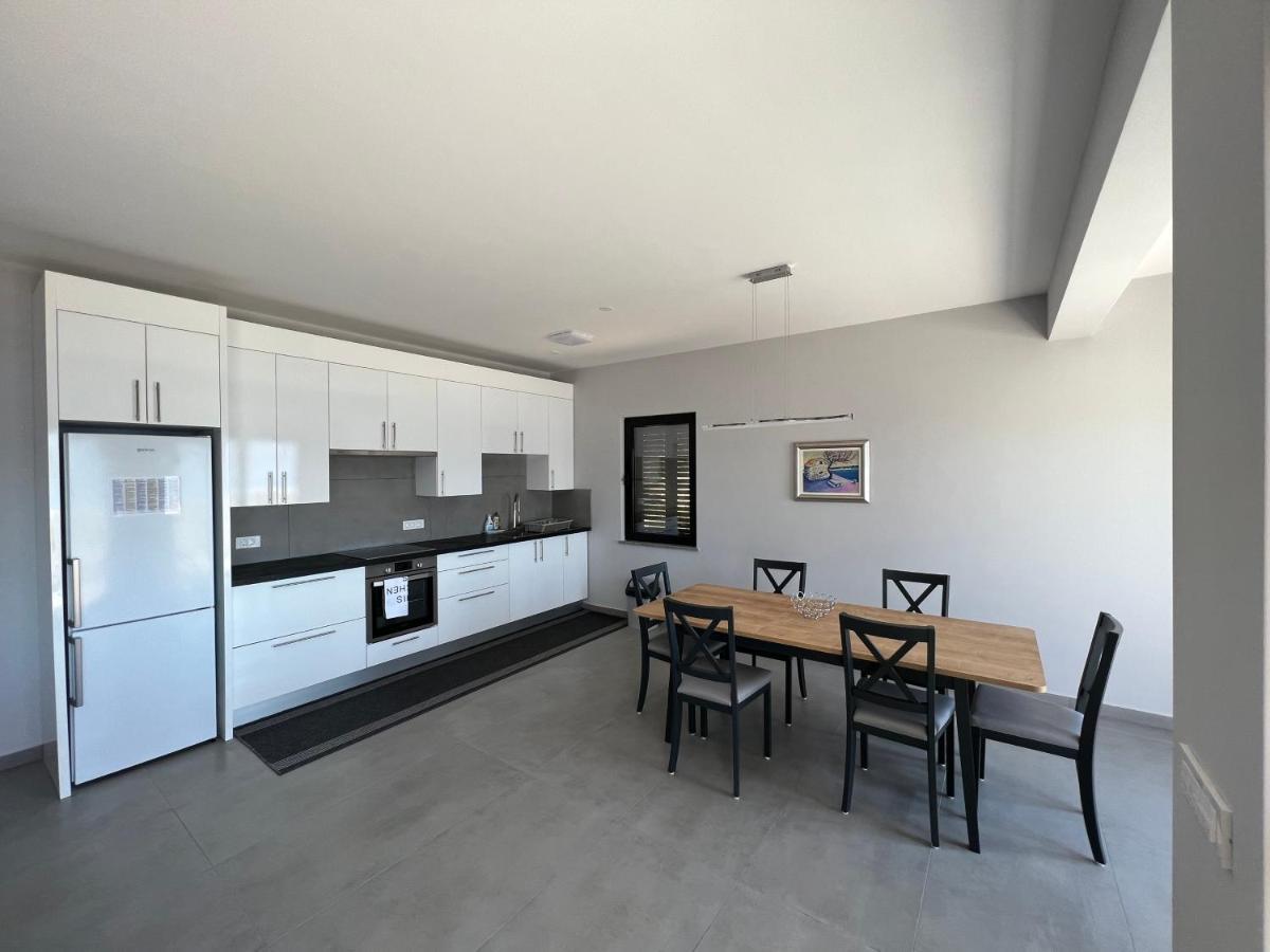 Villa Janja Komarna Ngoại thất bức ảnh