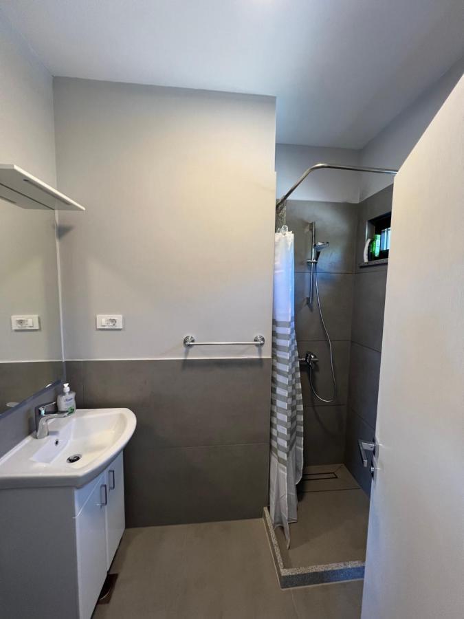 Villa Janja Komarna Ngoại thất bức ảnh